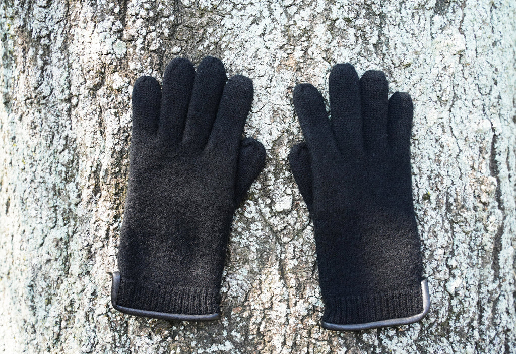 tittimitti® 100% Virgin Wool Unisex Gloves with Genuine Leather Trim.